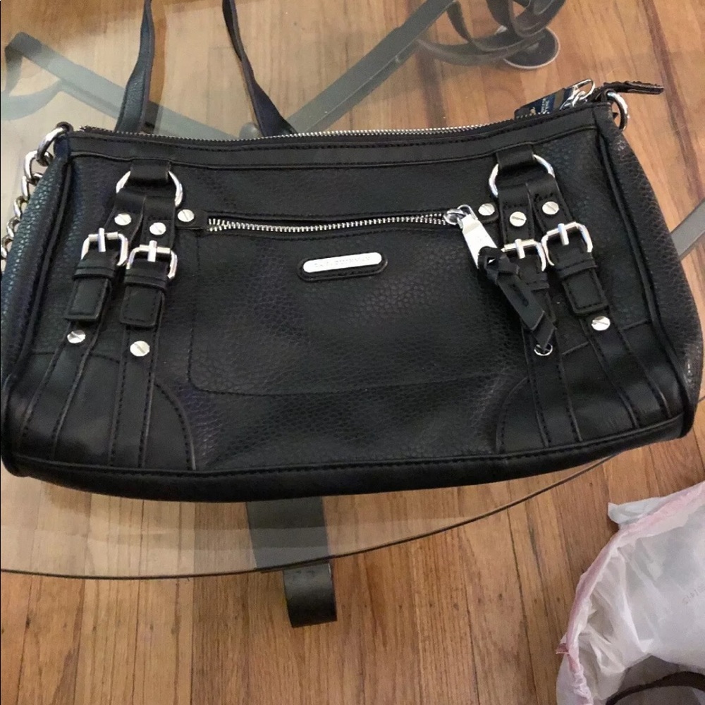 NEW DANA BUCHMAN BLACK LEATHER PURSE, CUTE!